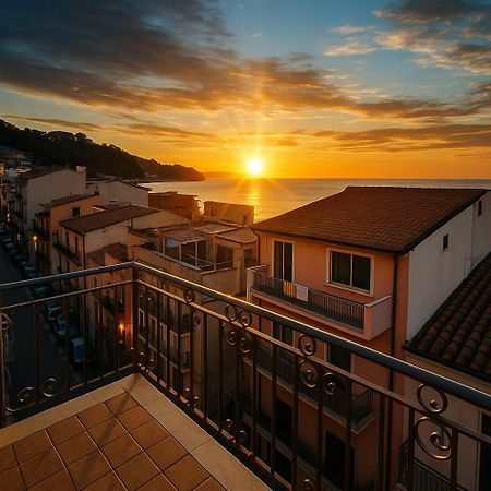 Etnapartment 4 Giardini-Naxos Buitenkant foto